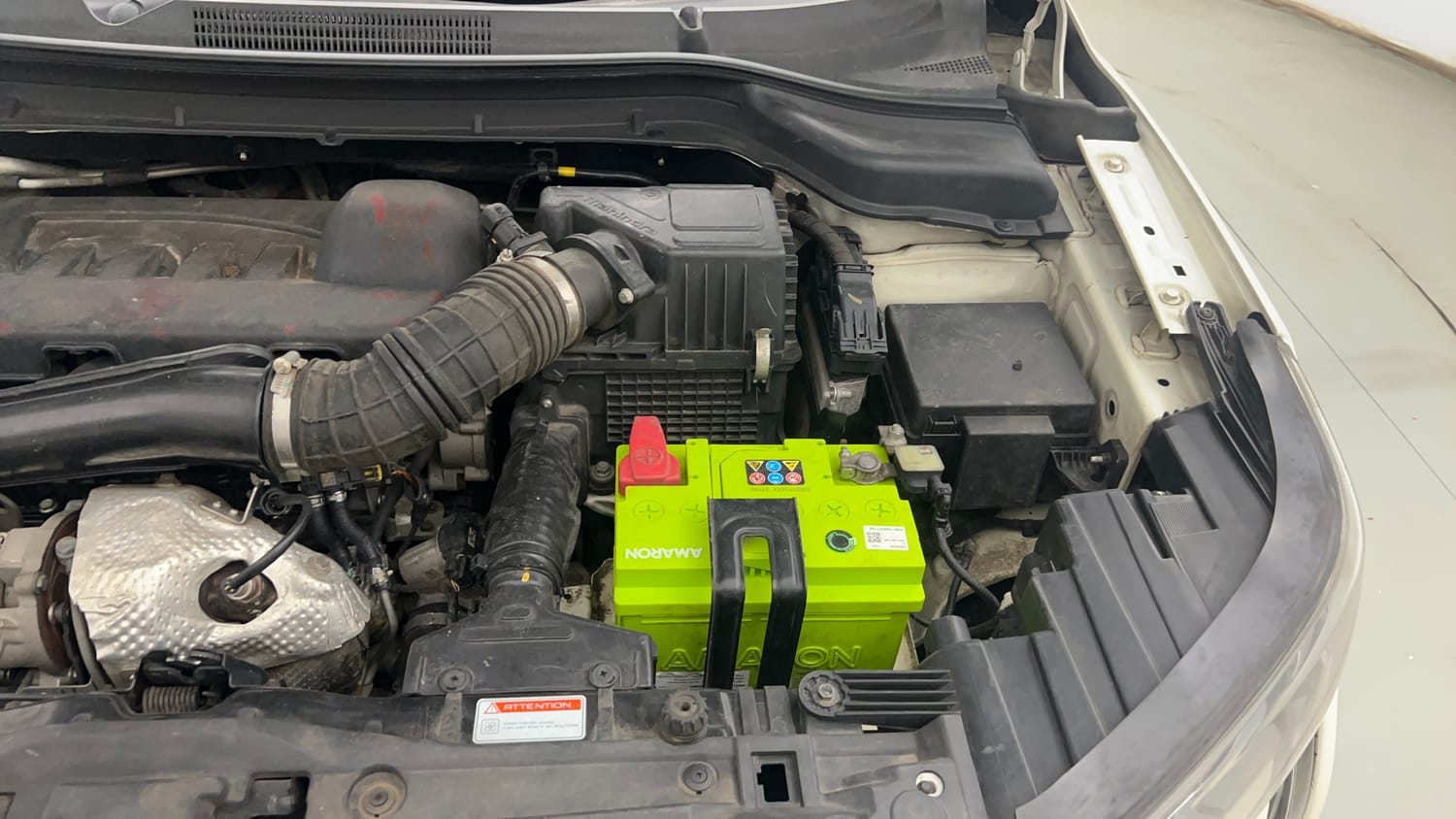 Used 2022 Mahindra XUV 300 W8 (O) 1.5 Diesel Diesel Manual engine ENGINE LEFT SIDE VIEW