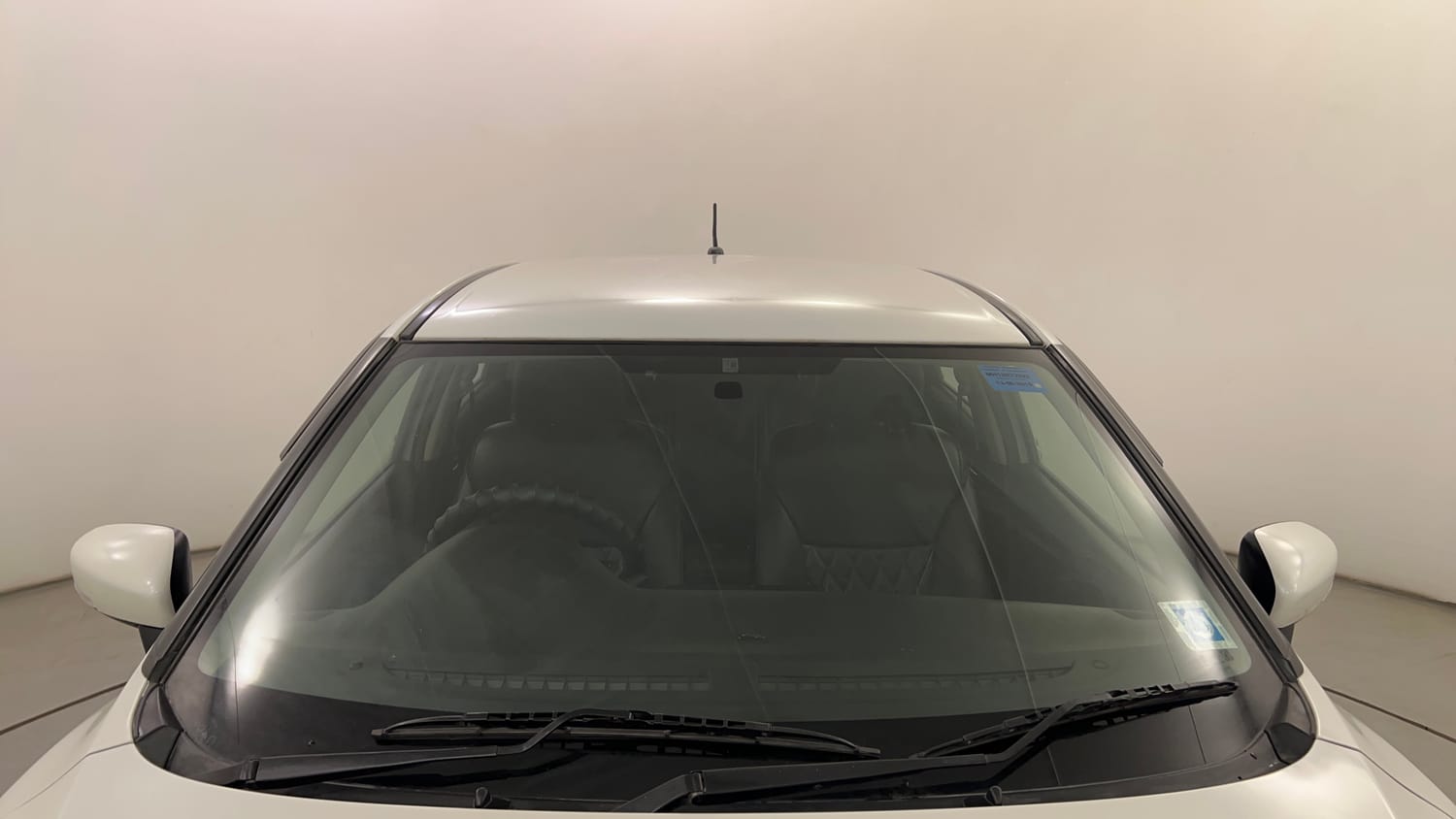 Used 2019 Maruti Suzuki Baleno Delta Petrol Manual exterior FRONT WINDSHIELD VIEW
