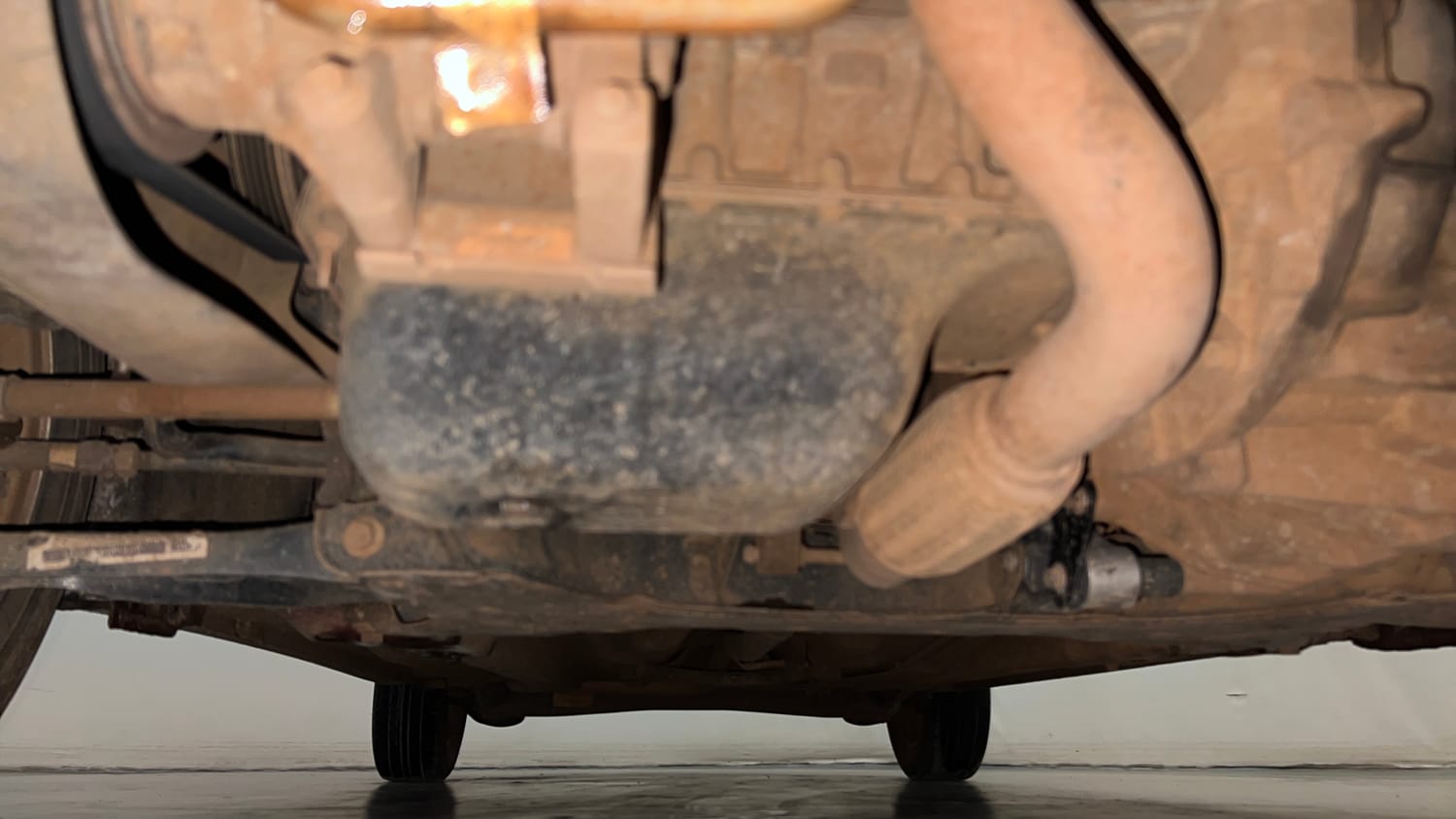 Used 2018 Ford Figo Aspire Titanium 1.2 Ti-VCT Diesel Manual extra FRONT LEFT UNDERBODY VIEW