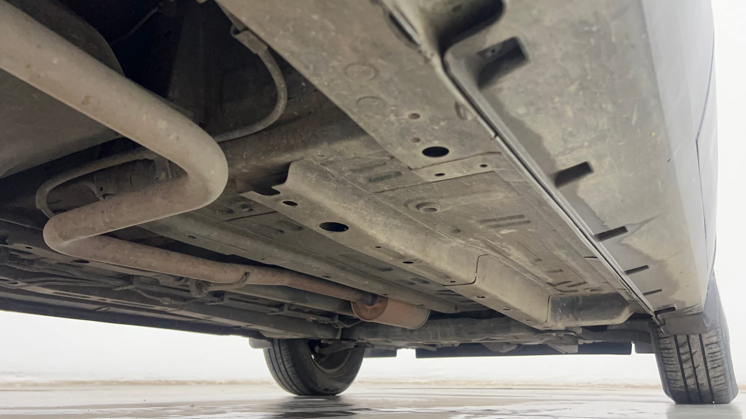 Used 2022 Tata Punch Adventure Rhythm Pack MT Petrol Manual extra REAR RIGHT UNDERBODY VIEW