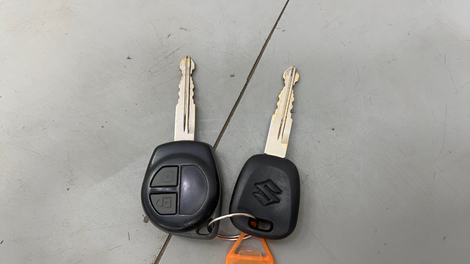 Used 2014 Maruti Suzuki Wagon R VXI Petrol Manual extra CAR KEY VIEW
