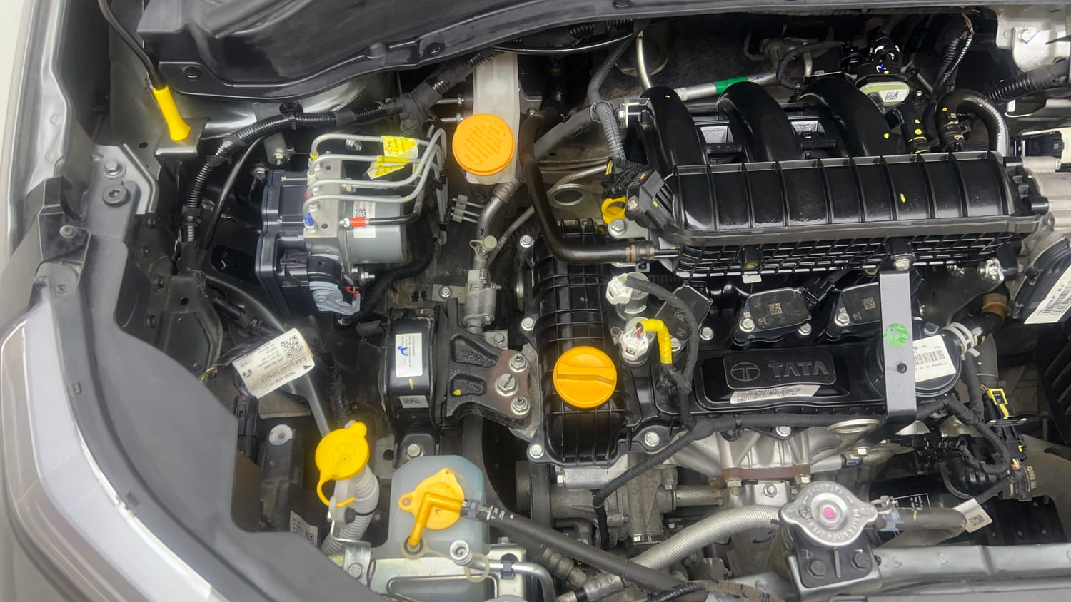 Used 2025 Tata Punch Pure MT Petrol Manual engine ENGINE RIGHT SIDE VIEW