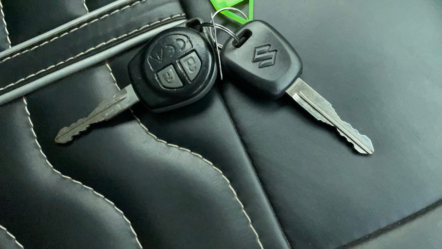Used 2023 Maruti Suzuki S-Presso VXi S-CNG Cng Manual extra CAR KEY VIEW