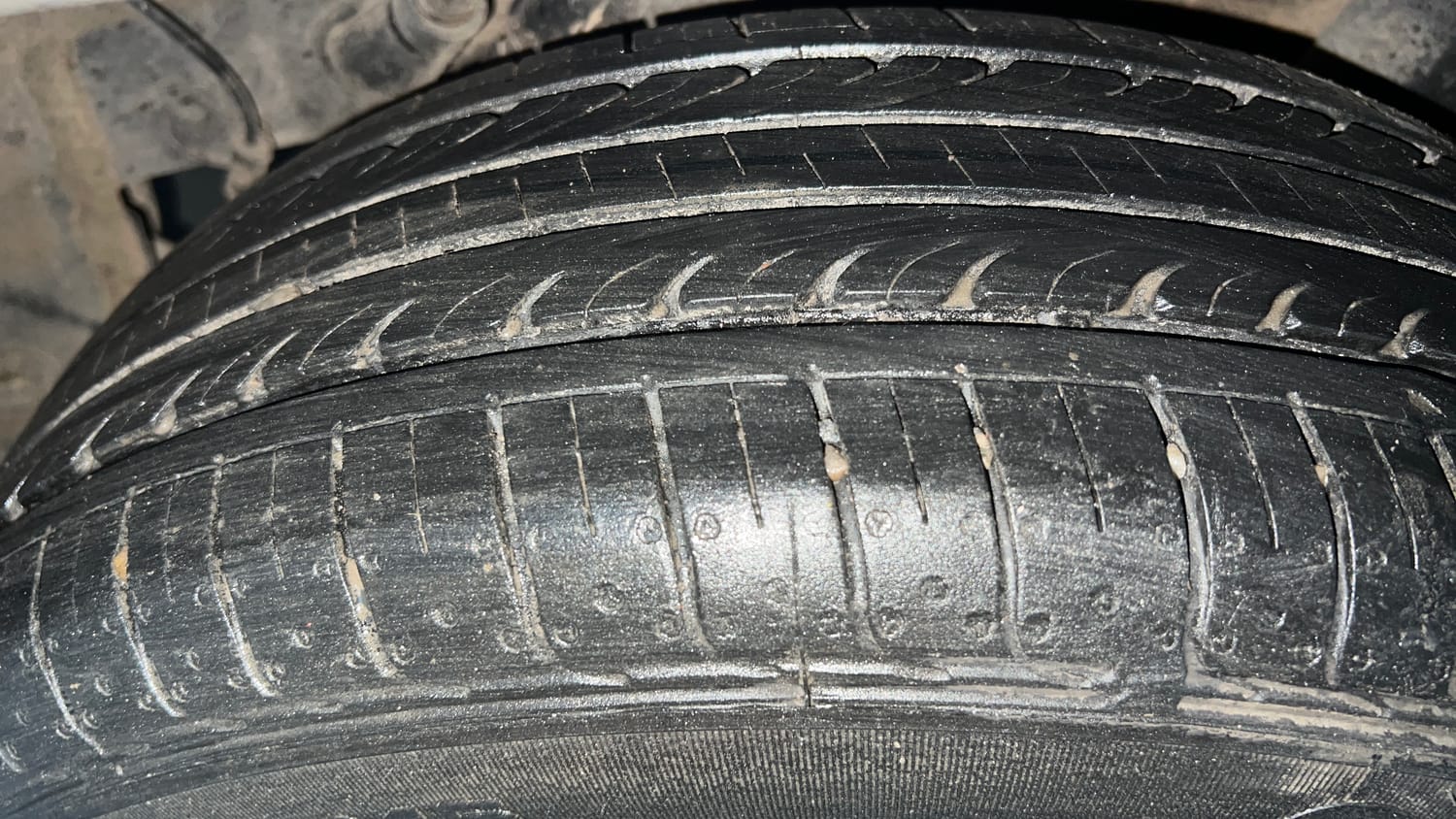 Used 2025 Hyundai Venue S Plus 1.2 Petrol MT Petrol Manual tyres LEFT REAR TYRE TREAD VIEW