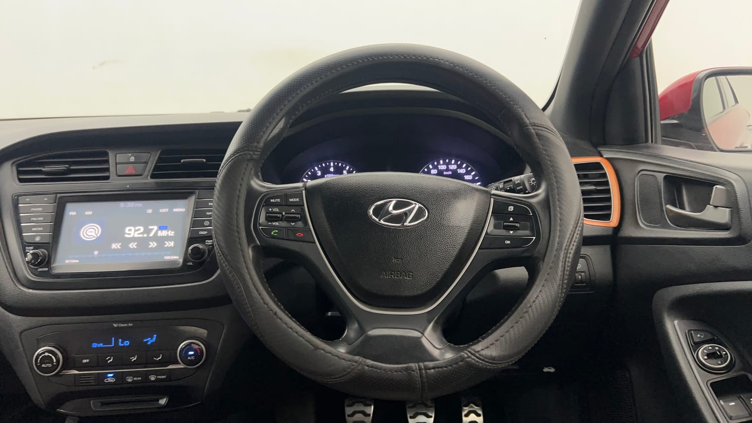 Used 2017 Hyundai i20 Active 1.2 SX Petrol Manual interior STEERING VIEW