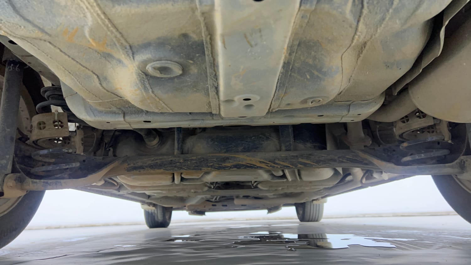 Used 2017 Honda City V Diesel Diesel Manual extra REAR UNDERBODY VIEW (TAKEN FROM REAR)