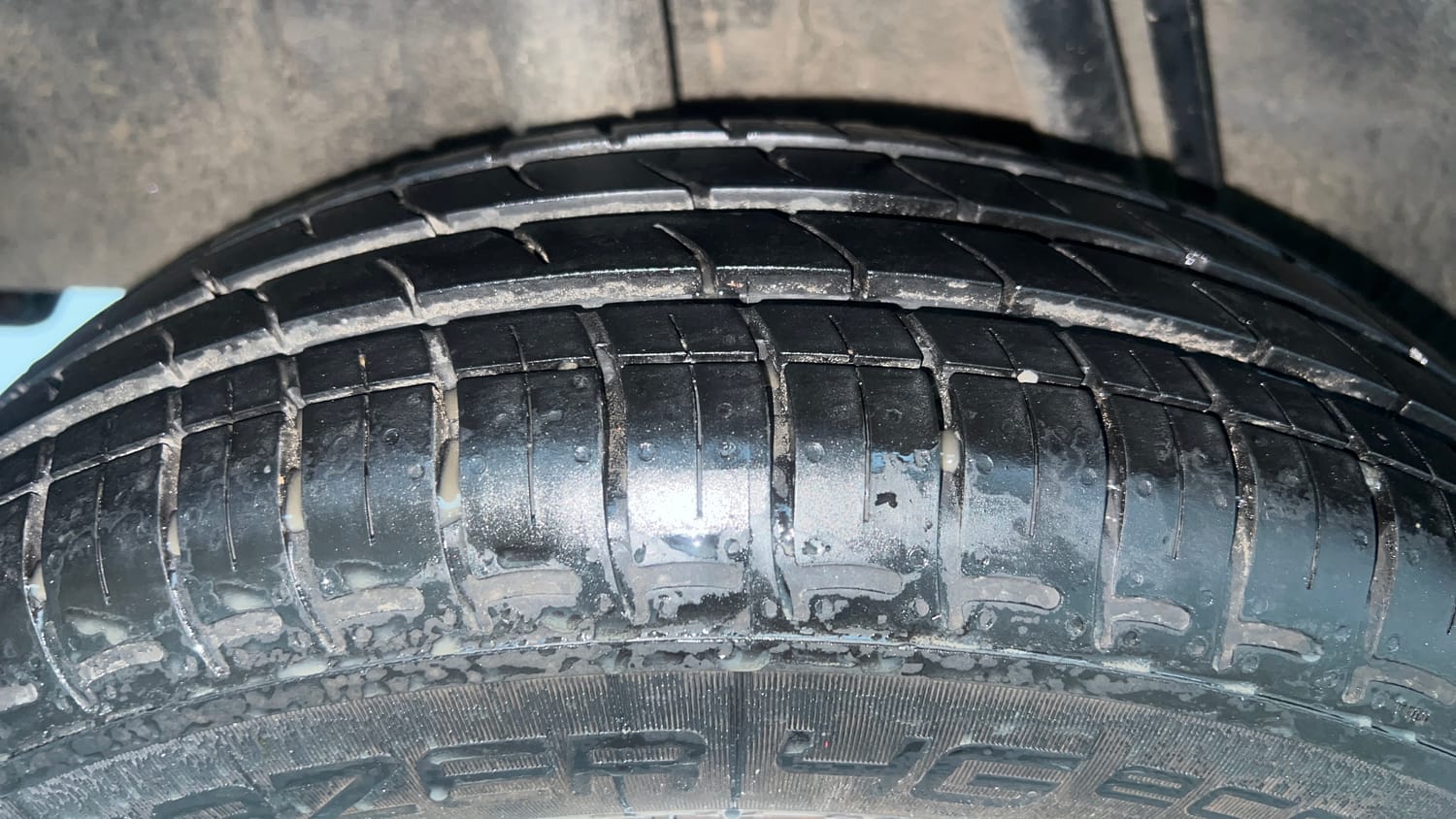 Used 2020 Renault Kwid RXT 1.0 Opt Petrol Manual tyres RIGHT REAR TYRE TREAD VIEW