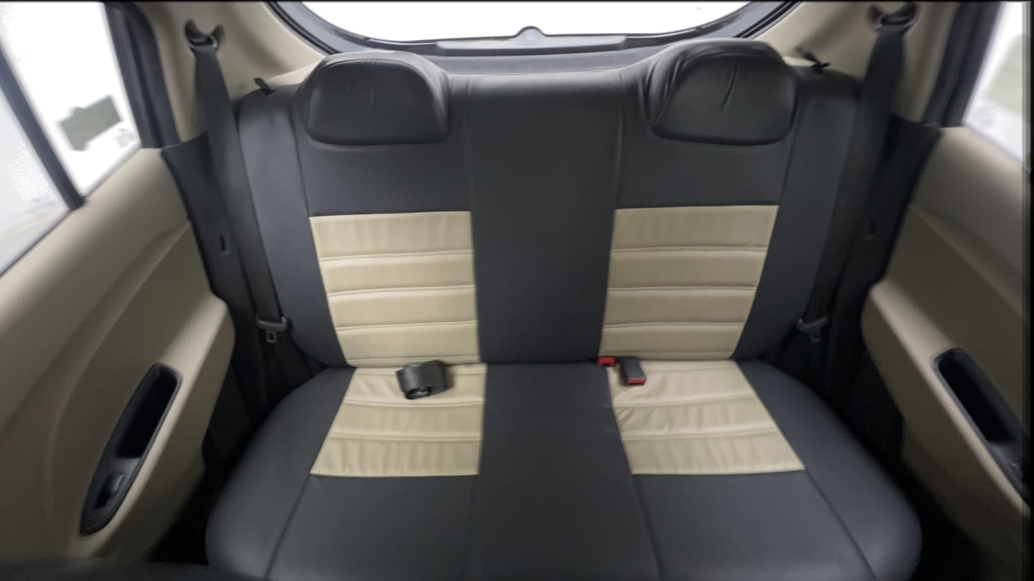 Used 2022 Hyundai Santro Sportz Petrol Manual interior REAR SEAT CONDITION VIEW