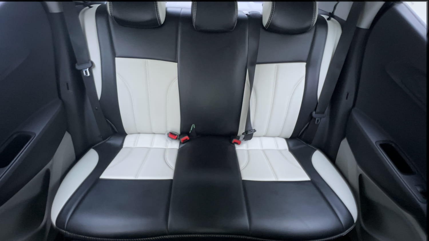 Used 2026 Hyundai Grand i10 Nios Asta 1.2 Kappa AMT Petrol Automatic interior REAR SEAT CONDITION VIEW