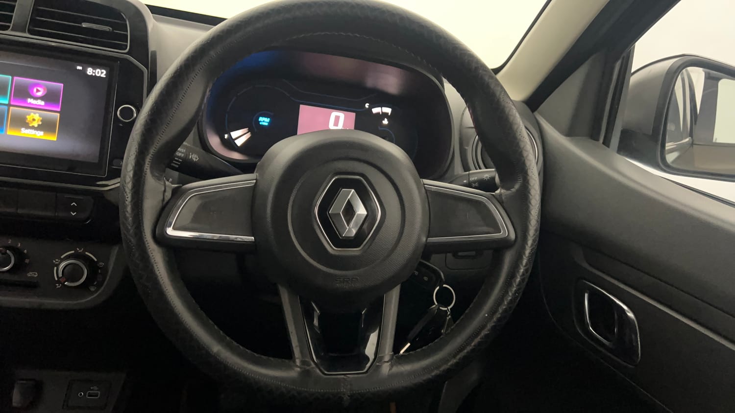 Used 2020 Renault Kwid 1.0 RXT Opt Petrol Manual interior STEERING VIEW