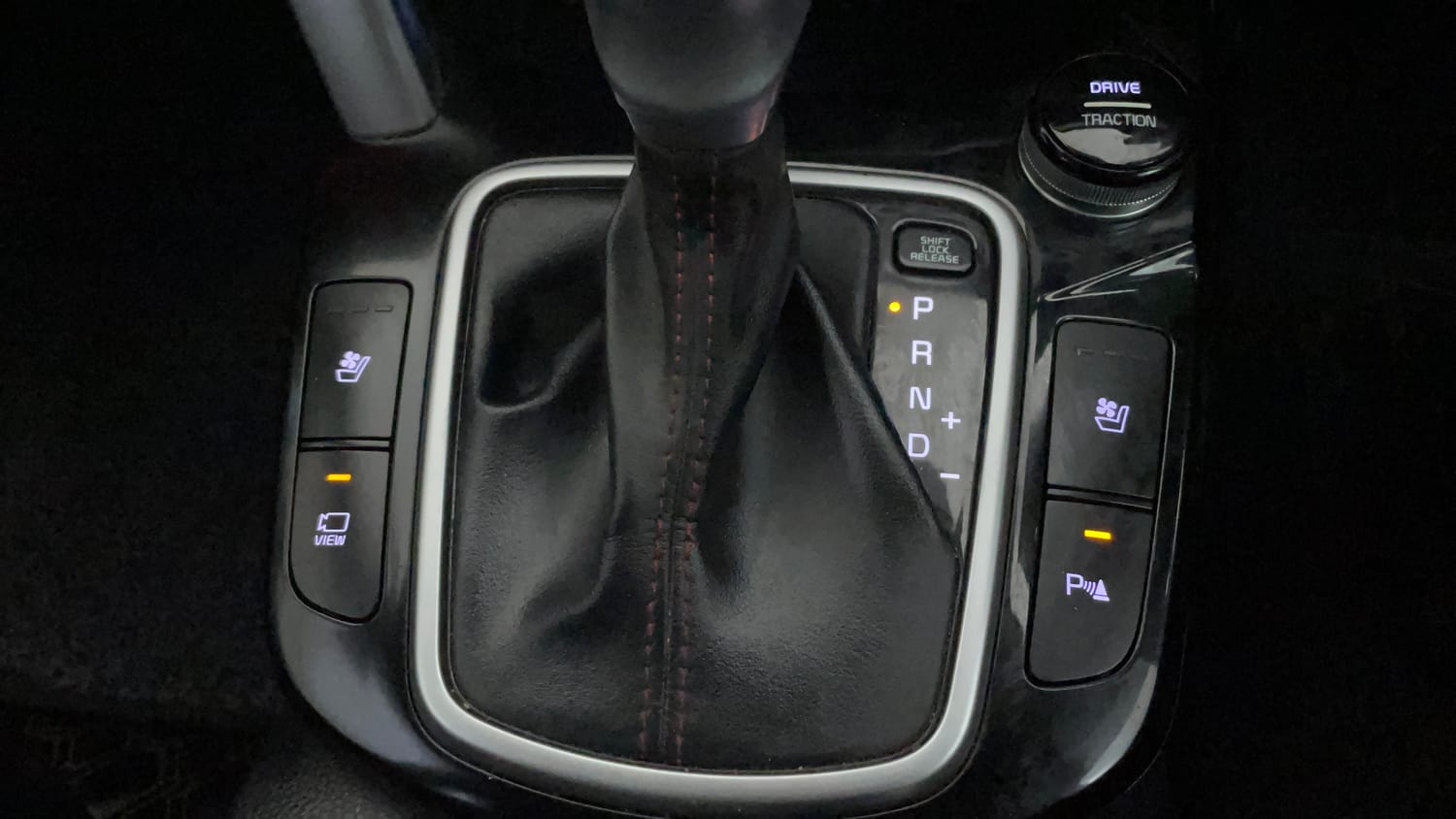 Used 2023 Kia Seltos GTX Plus 1.5 Diesel AT Diesel Automatic top_features Ventilated seats