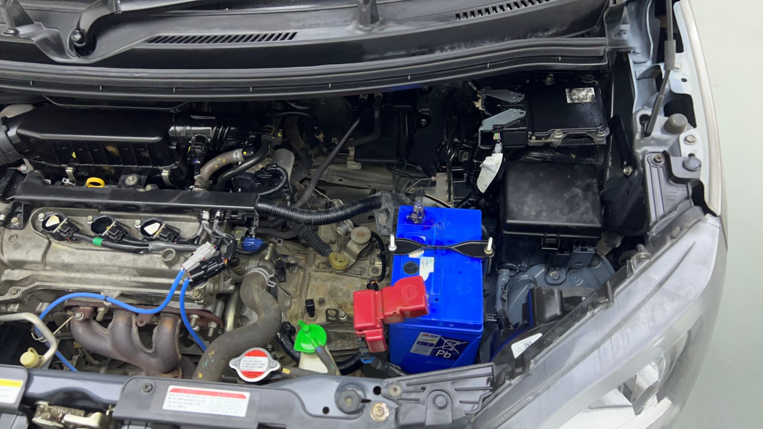 Used 2019 Maruti Suzuki Wagon R 1.0 VXi 1.0 Petrol Manual engine ENGINE LEFT SIDE VIEW