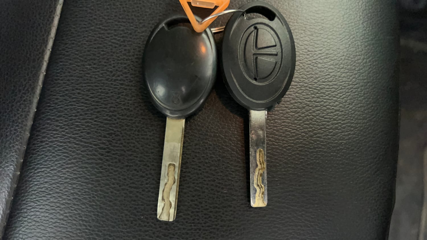 Used 2022 Tata Punch Pure Rhythm Pack MT Petrol Manual extra CAR KEY VIEW
