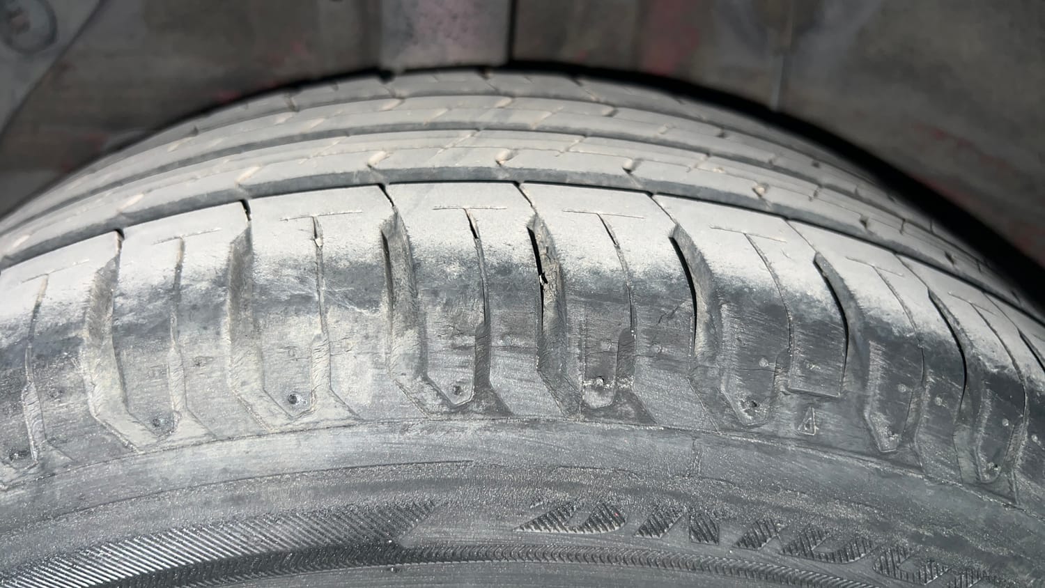 Used 2017 Hyundai i20 Active 1.2 SX Petrol Manual tyres RIGHT REAR TYRE TREAD VIEW
