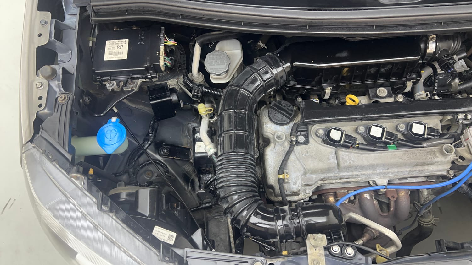 Used 2019 Maruti Suzuki Wagon R LXi 1.0 CNG Cng Manual engine ENGINE RIGHT SIDE VIEW
