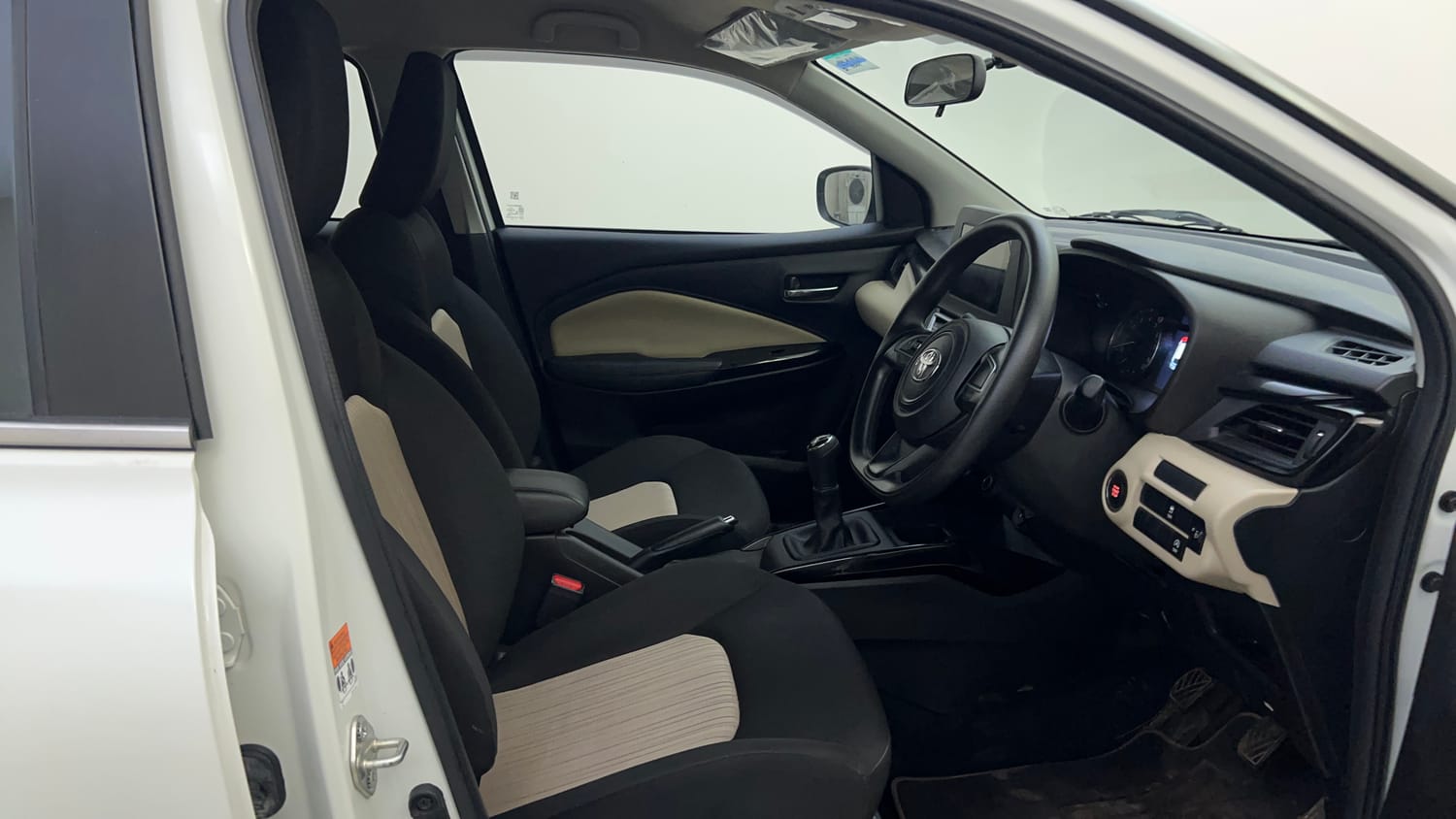 Used 2024 Toyota Glanza G Petrol Manual interior RIGHT SIDE FRONT DOOR CABIN VIEW