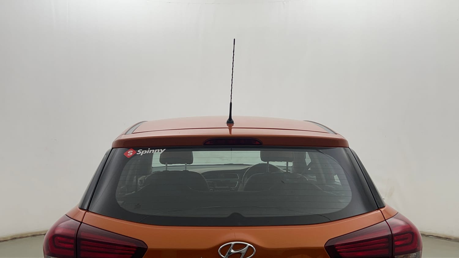 Used 2018 Hyundai Elite i20 Sportz 1.2 Petrol Manual exterior BACK WINDSHIELD VIEW