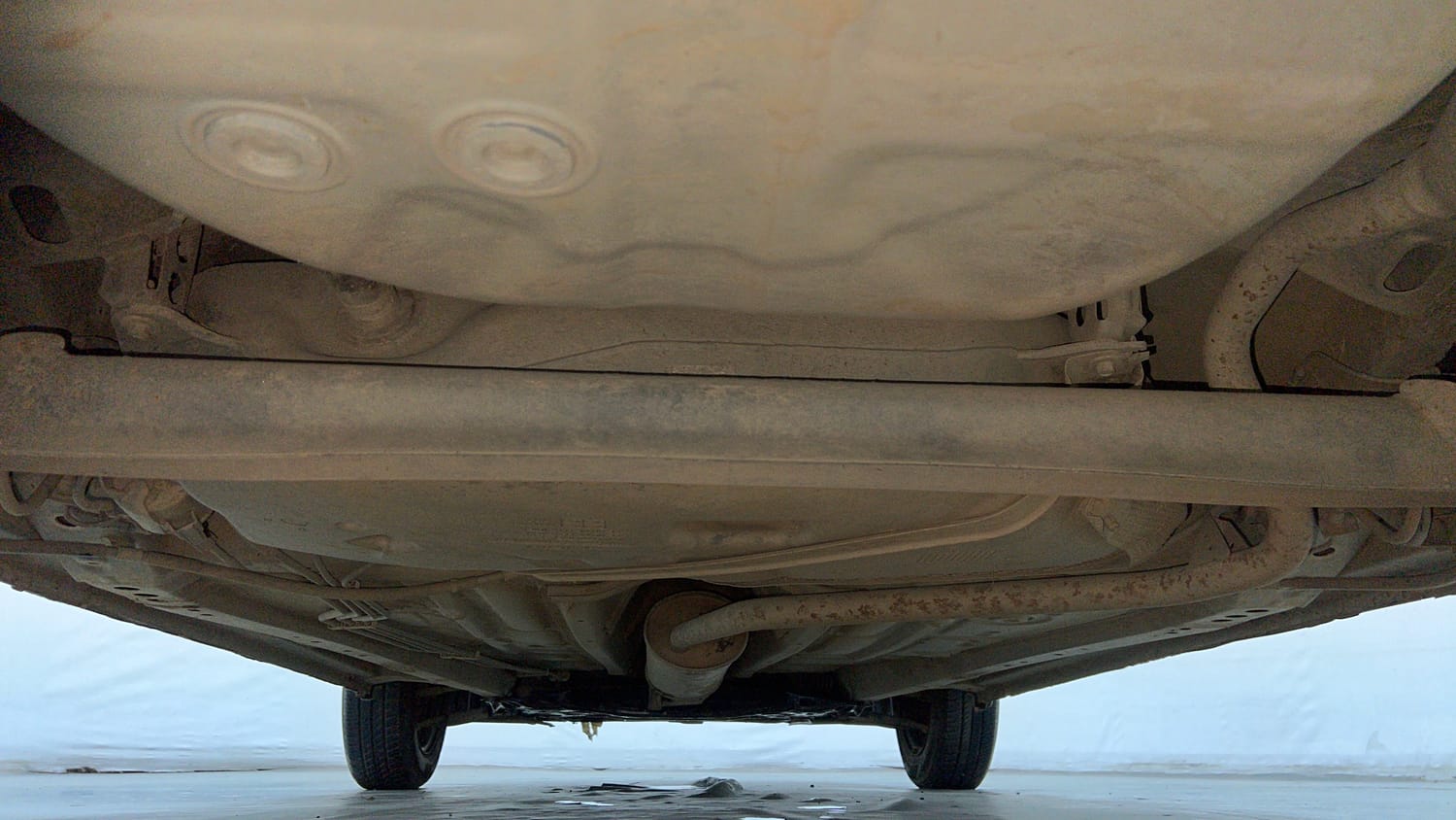 Used 2019 Maruti Suzuki Wagon R 1.0 VXi 1.0 Petrol Manual extra REAR UNDERBODY VIEW (TAKEN FROM REAR)
