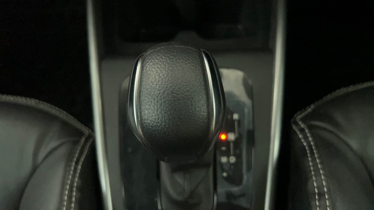 Used 2025 Maruti Suzuki Baleno Alpha AGS Petrol Automatic interior GEAR  KNOB VIEW