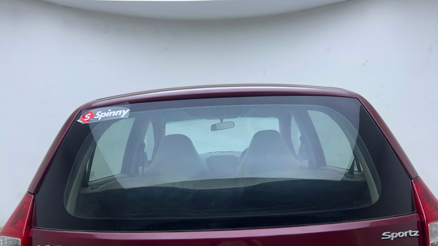 Used 2015 Hyundai i10 Sportz 1.1 iRDE2 Petrol Manual exterior BACK WINDSHIELD VIEW