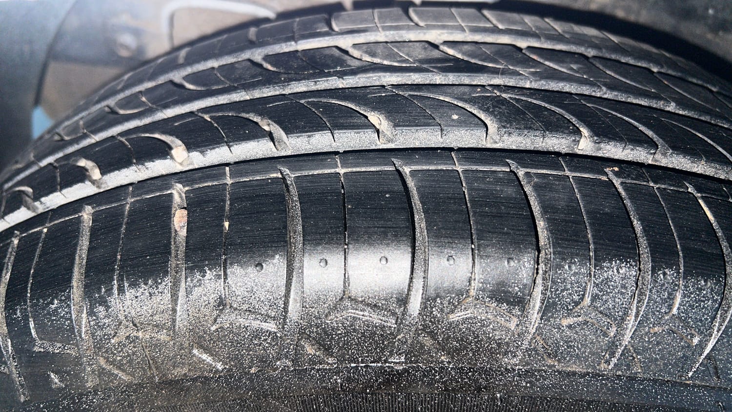 Used 2016 Hyundai Elite i20 Magna 1.2 Petrol Manual tyres RIGHT REAR TYRE TREAD VIEW