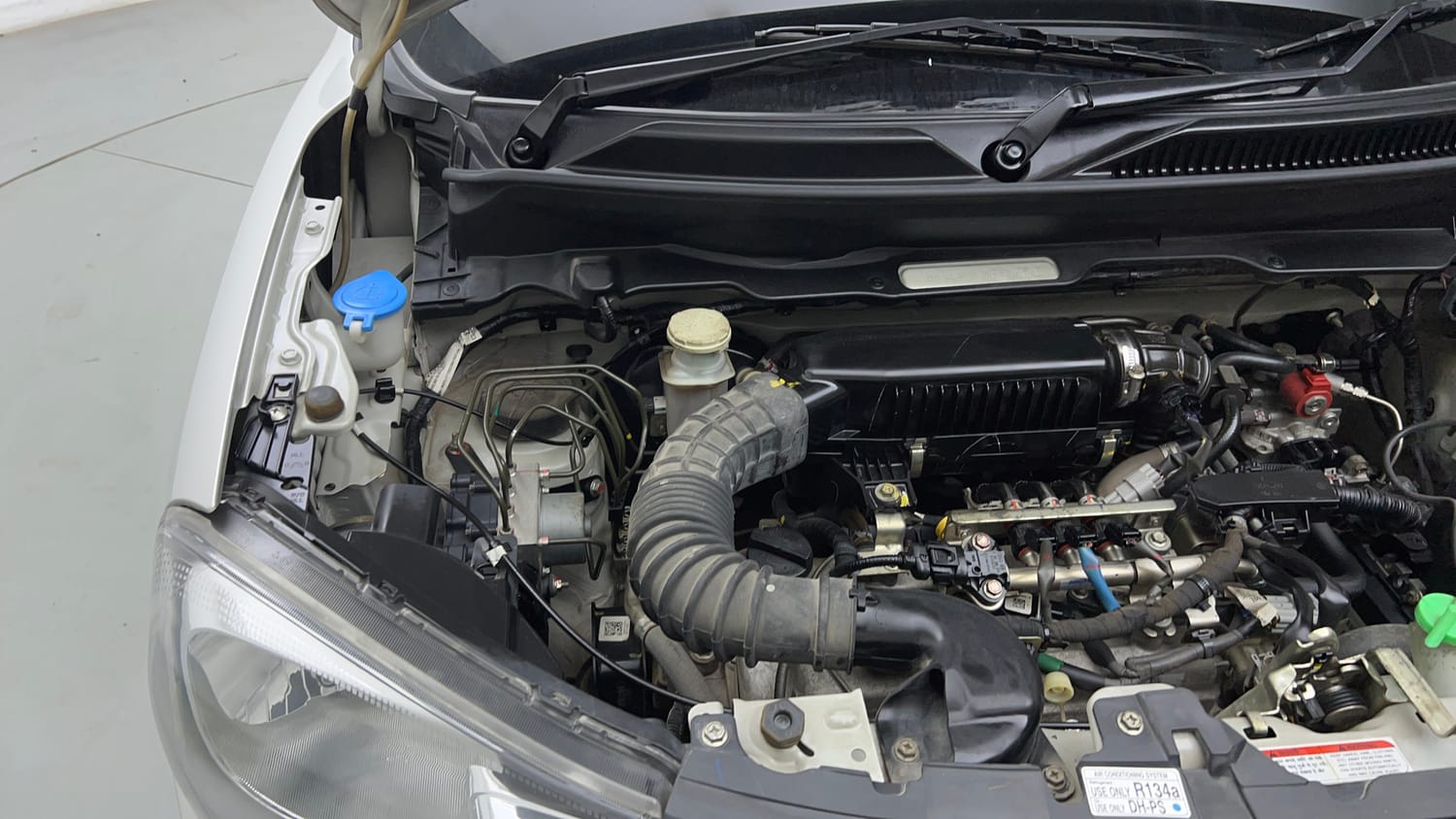 Used 2022 Maruti Suzuki S-Presso VXi (O) CNG Cng Manual engine ENGINE RIGHT SIDE VIEW