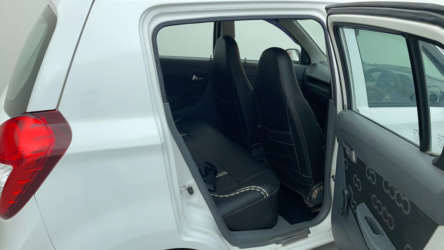 Used 2014 Maruti Suzuki Alto 800 Lxi Petrol Manual interior RIGHT SIDE REAR DOOR CABIN VIEW