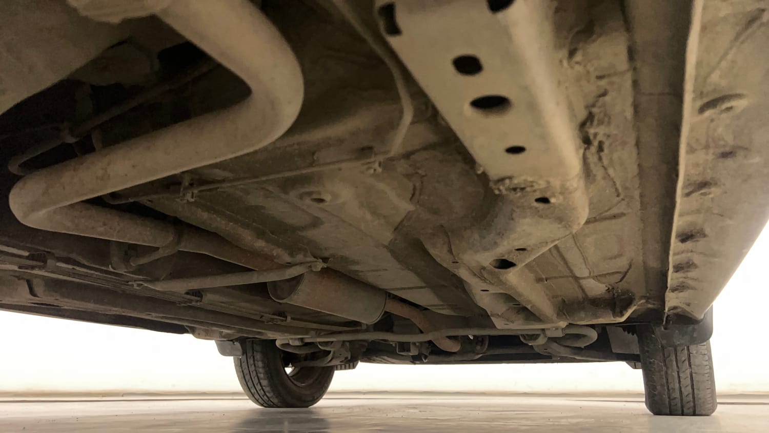 Used 2022 Tata Tiago XT CNG Cng Manual extra REAR RIGHT UNDERBODY VIEW
