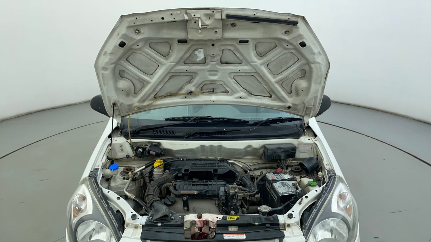 Used 2014 Maruti Suzuki Alto 800 Lxi Petrol Manual engine ENGINE & BONNET OPEN FRONT VIEW
