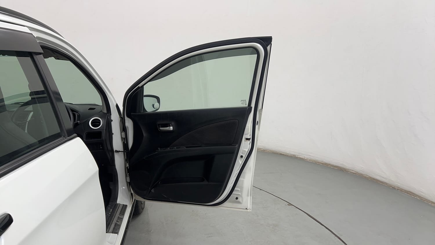 Used 2019 Maruti Suzuki Celerio X Zxi (O) AMT Petrol Automatic interior RIGHT FRONT DOOR OPEN VIEW