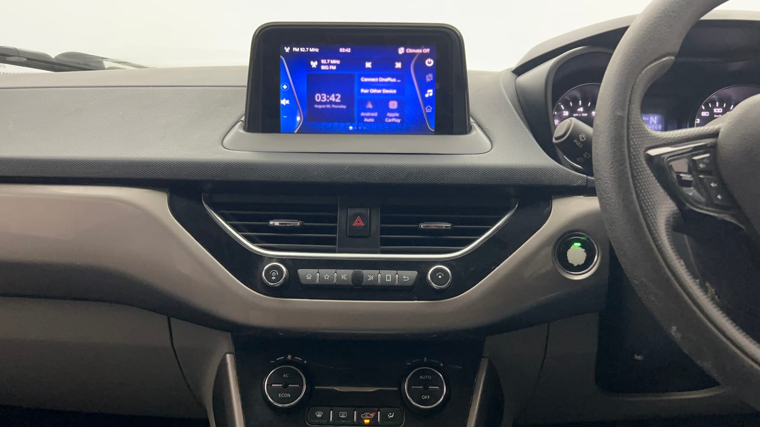Used 2020 Tata Nexon XZA Plus (O) Petrol Automatic top_features Integrated (in-dash) music system