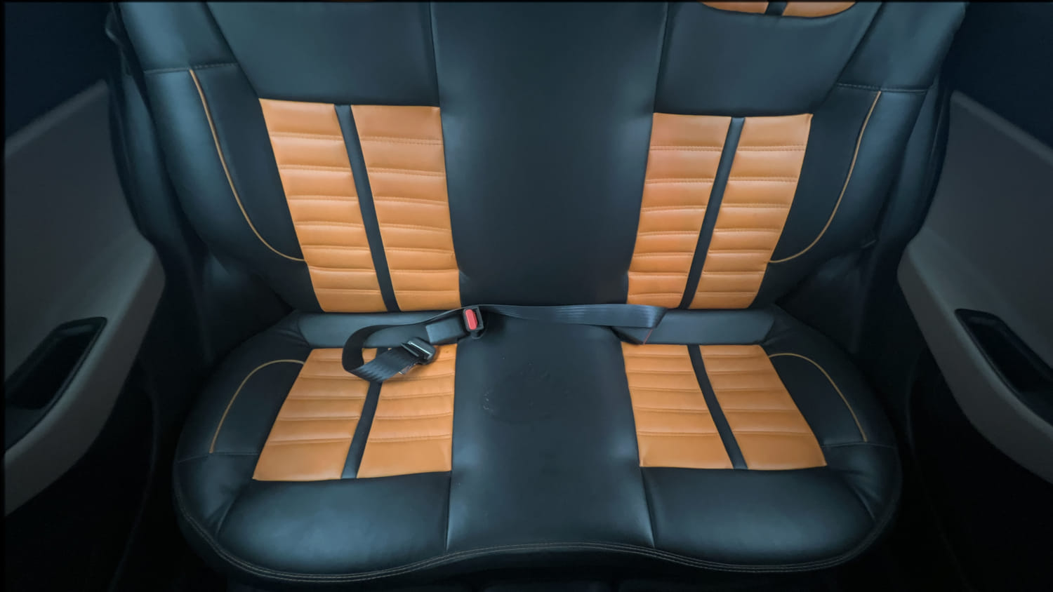 Used 2018 Hyundai Elite i20 Sportz 1.2 Petrol Manual interior REAR SEAT CONDITION VIEW