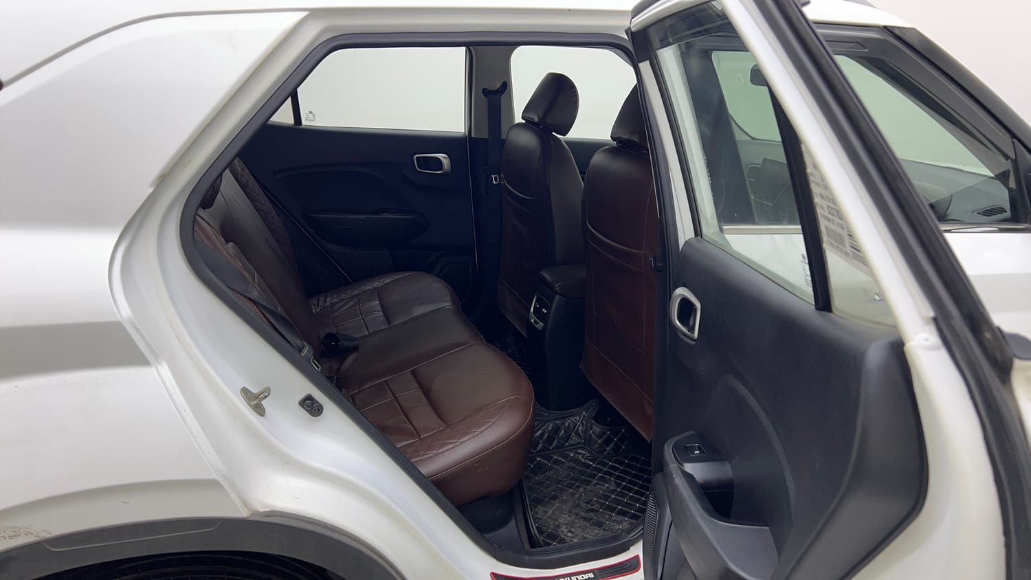 Used 2019 hyundai Venue SX 1.0 Turbo Petrol Petrol Manual interior RIGHT SIDE REAR DOOR CABIN VIEW