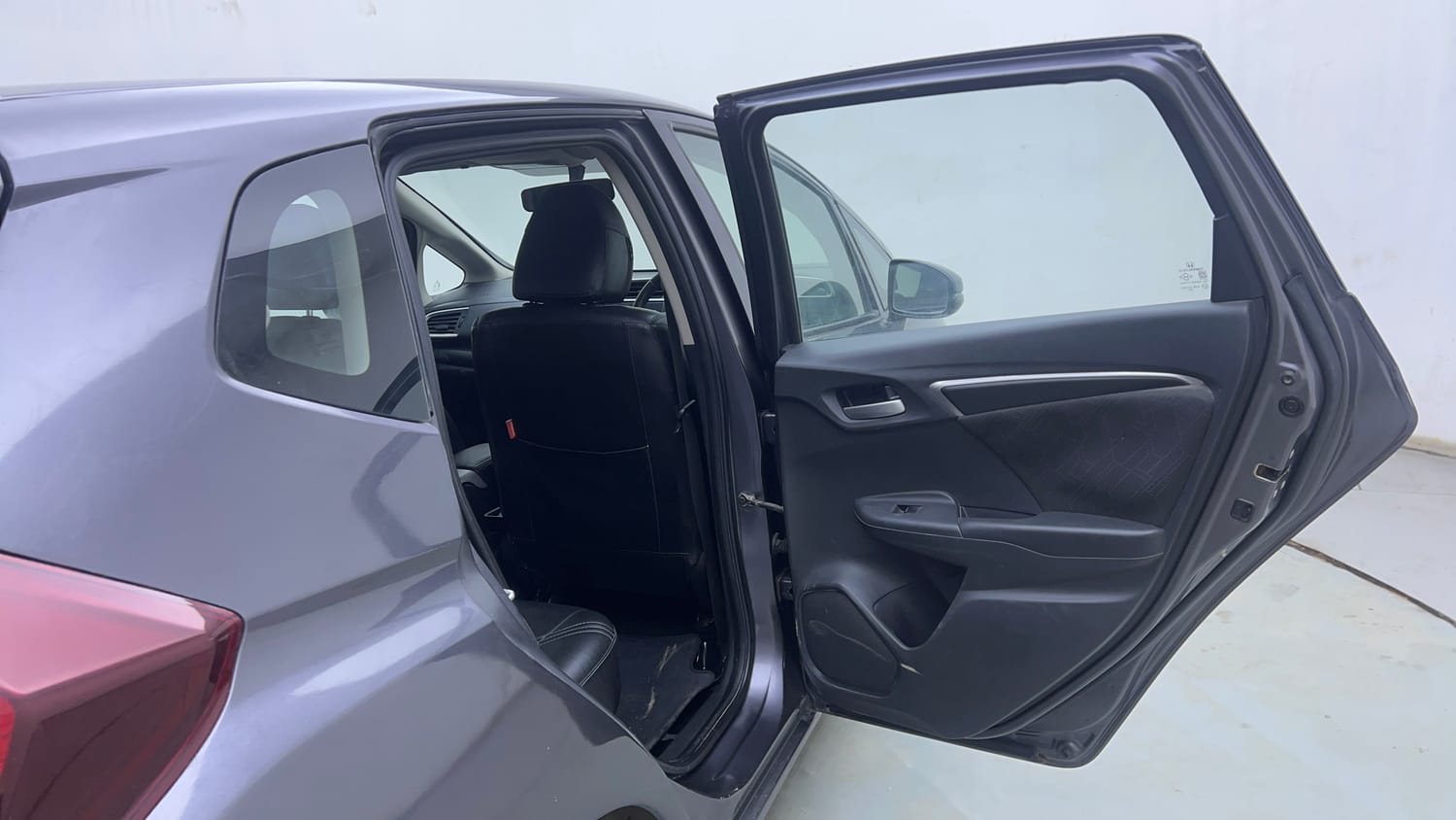Used 2018 Honda Jazz VX Diesel Diesel Manual interior RIGHT REAR DOOR OPEN VIEW