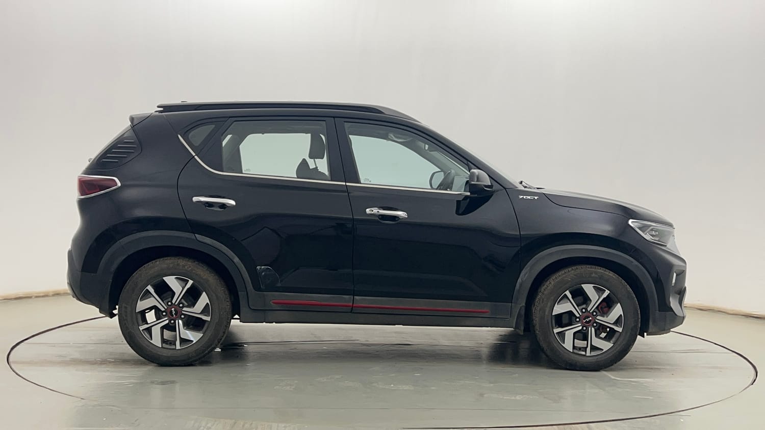 Used 2023 Kia Sonet GTX Plus 1.0 DCT Petrol Automatic exterior RIGHT SIDE VIEW
