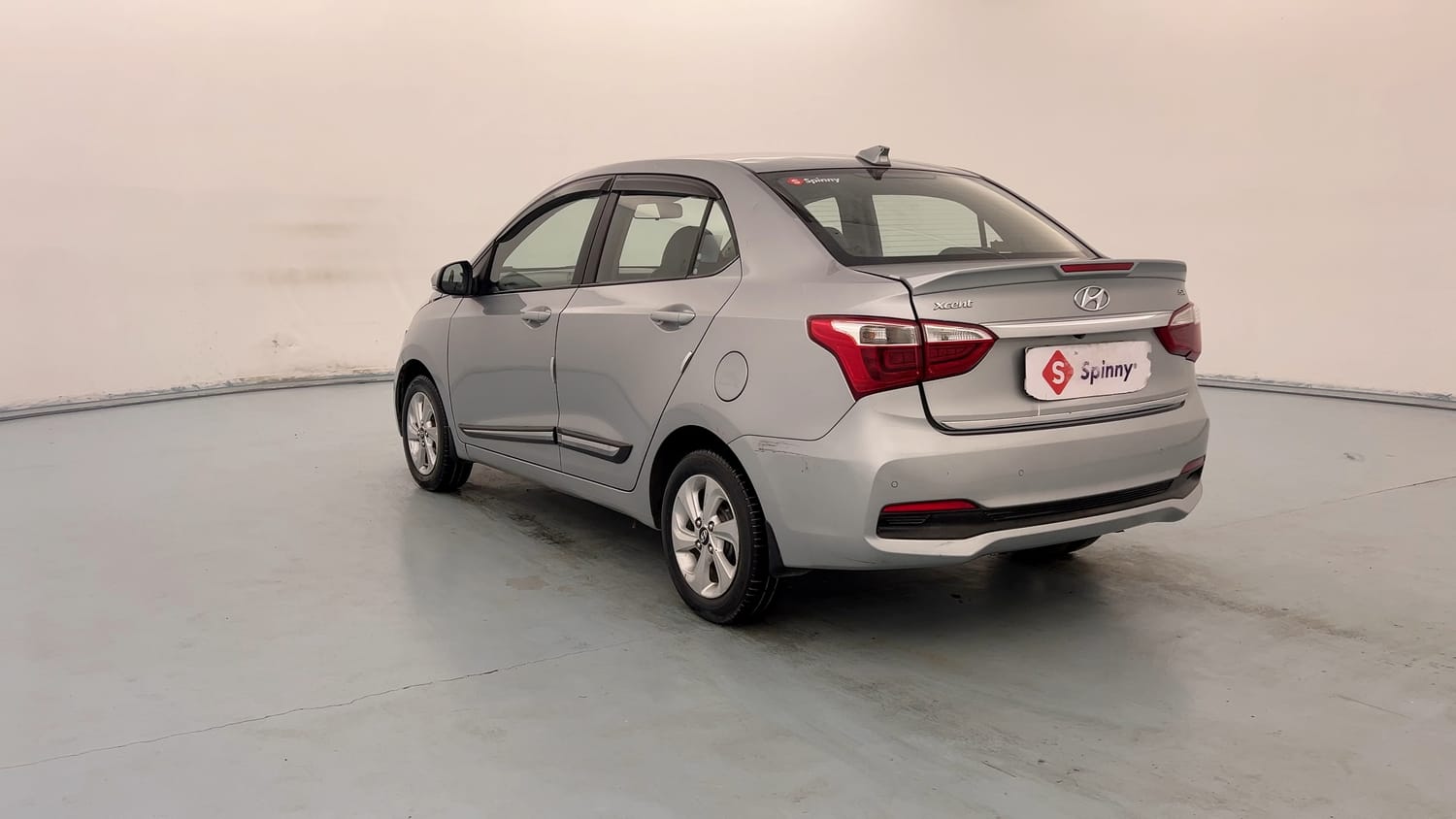 Used 2019 Hyundai Xcent SX Petrol Manual exterior LEFT REAR CORNER VIEW