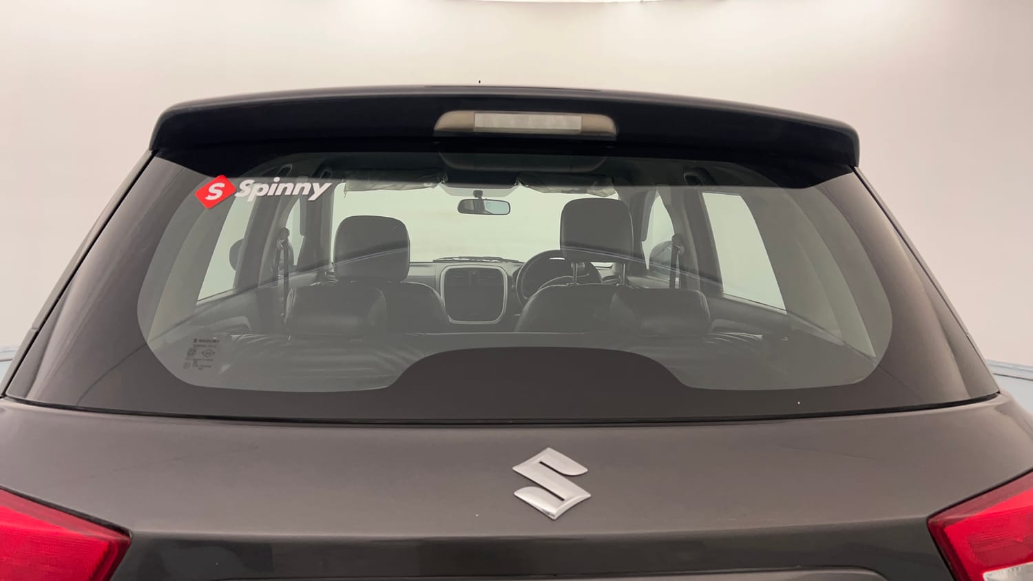Used 2016 Maruti Suzuki Vitara Brezza [2016-2020] VDi Diesel Manual exterior BACK WINDSHIELD VIEW