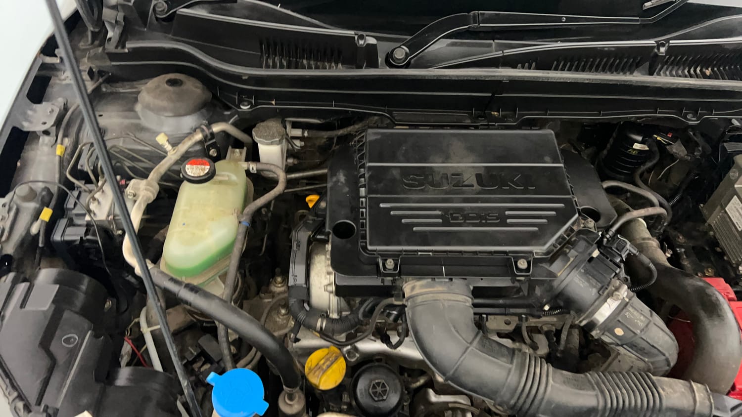 Used 2016 Maruti Suzuki Vitara Brezza [2016-2020] VDi Diesel Manual engine ENGINE RIGHT SIDE VIEW