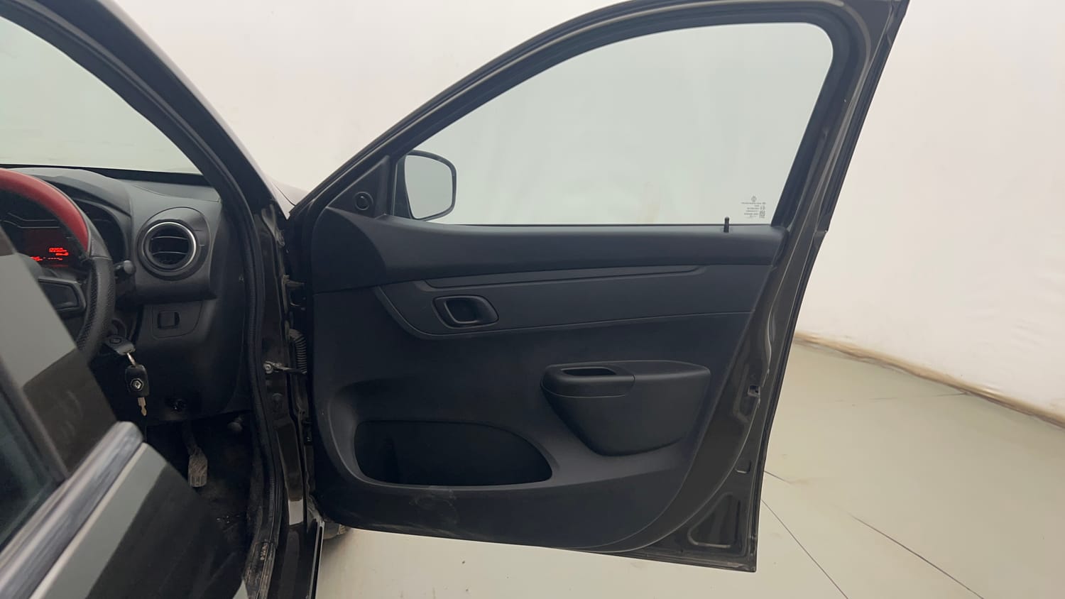 Used 2020 Renault Kwid RXL Petrol Manual interior RIGHT FRONT DOOR OPEN VIEW