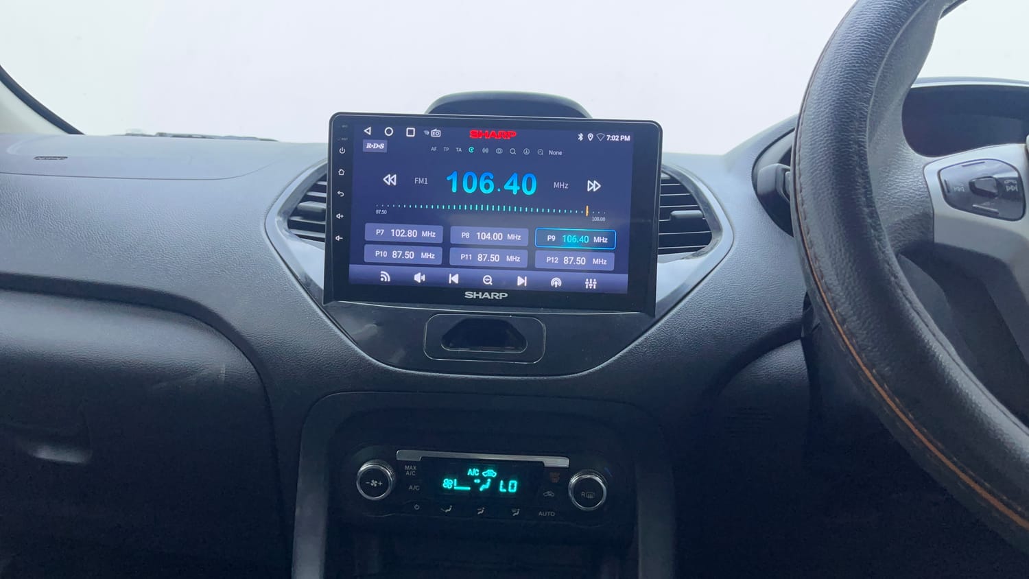 Used 2016 Ford Figo Titanium Plus 1.5 TDCi Diesel Manual interior MUSIC SYSTEM & AC CONTROL VIEW
