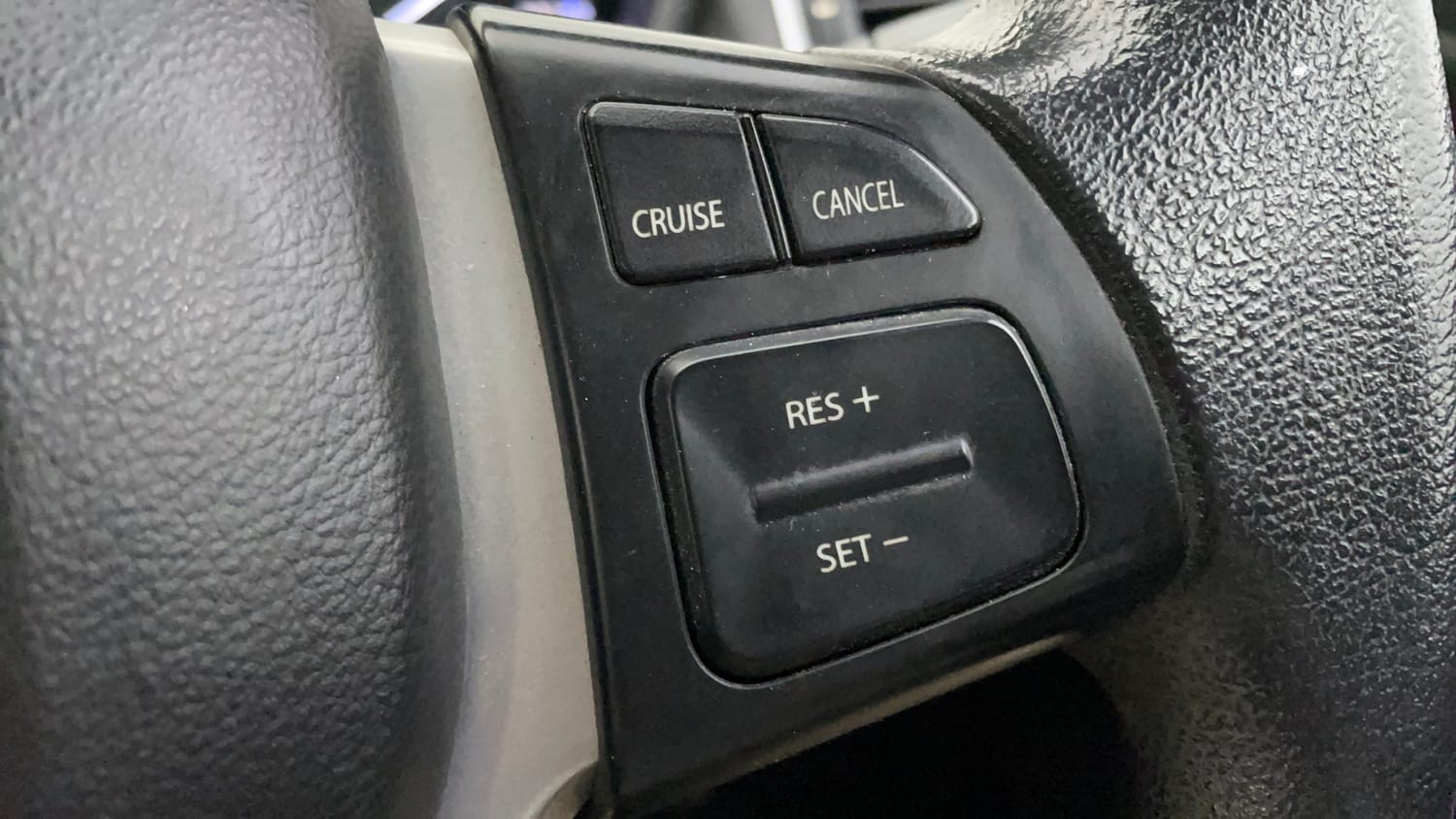 Used 2021 Maruti Suzuki S-Cross Zeta AT Petrol Automatic top_features Cruise control