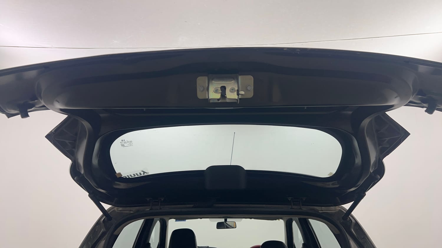 Used 2020 Renault Kwid RXL Petrol Manual interior DICKY DOOR OPEN VIEW