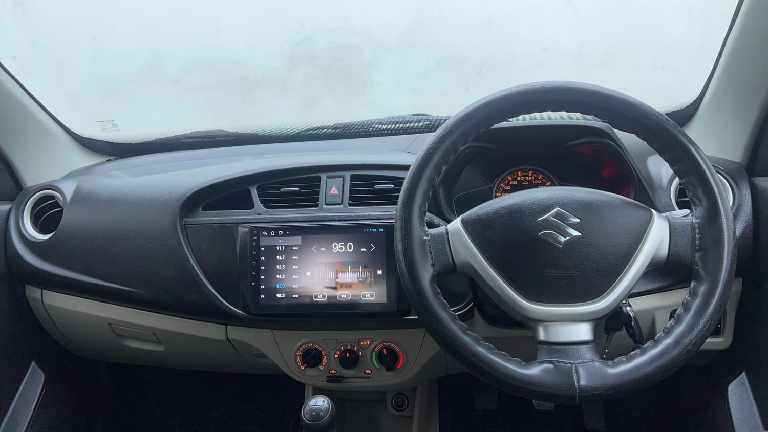 Used 2021 Maruti Suzuki Alto 800 LXi Petrol Manual interior DASHBOARD VIEW