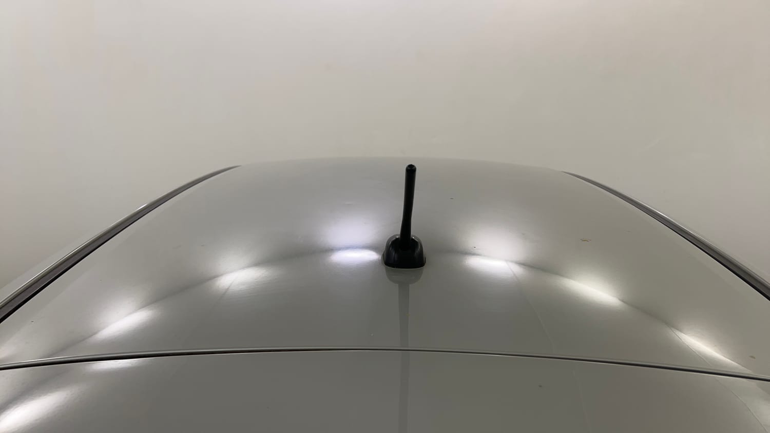 Used 2016 Maruti Suzuki Swift ZXi Petrol Manual exterior EXTERIOR ROOF VIEW