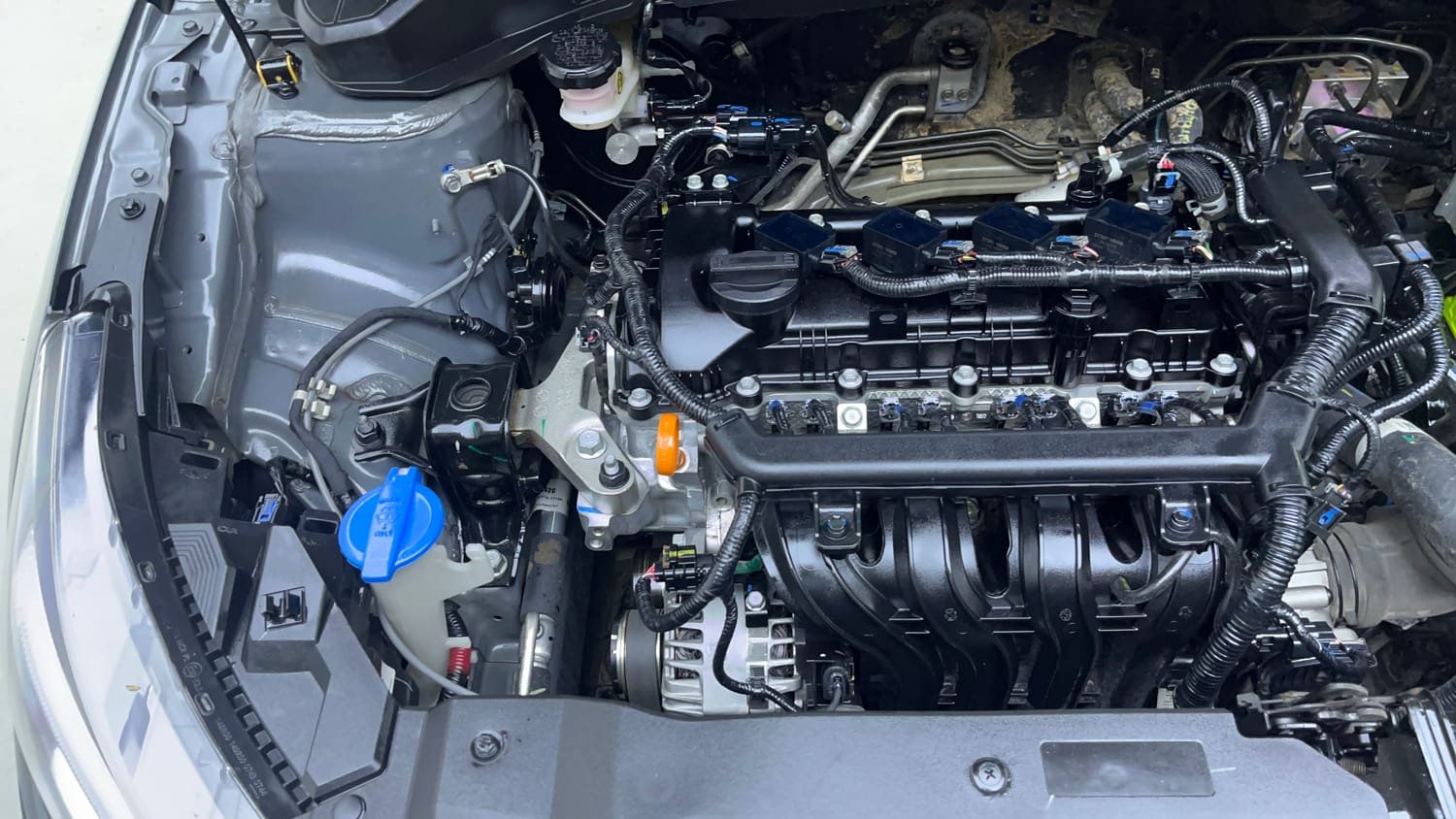 Used 2025 Hyundai New i20 Asta (O) 1.2 IVT Petrol Automatic engine ENGINE RIGHT SIDE VIEW