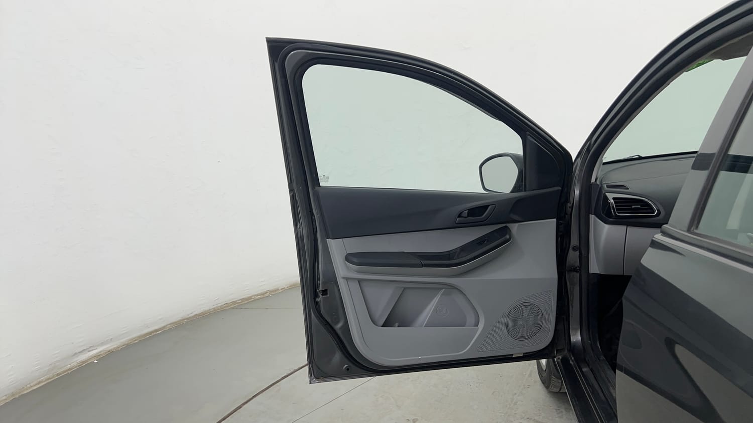Used 2022 Tata Tiago XT CNG Cng Manual interior LEFT FRONT DOOR OPEN VIEW