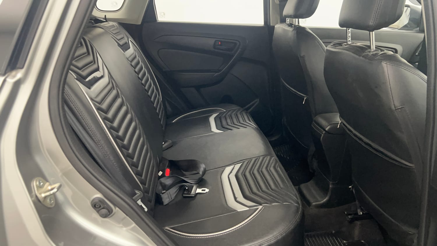 Used 2022 maruti-suzuki Vitara Brezza LXi Petrol Manual interior RIGHT SIDE REAR DOOR CABIN VIEW
