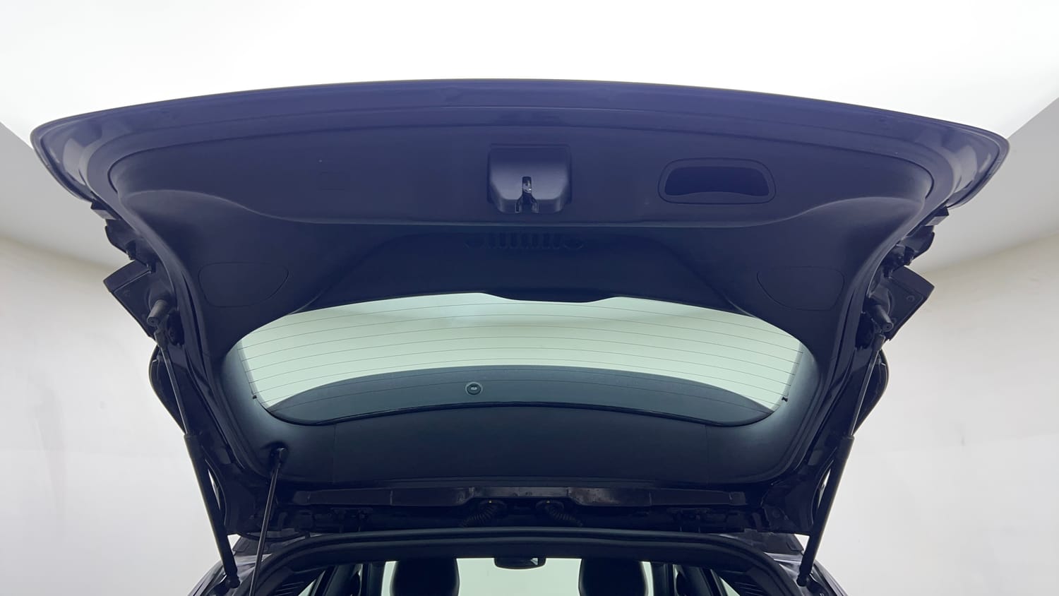 Used 2021 Jeep Compass Model S (O) 1.4 Petrol DCT Petrol Automatic interior DICKY DOOR OPEN VIEW