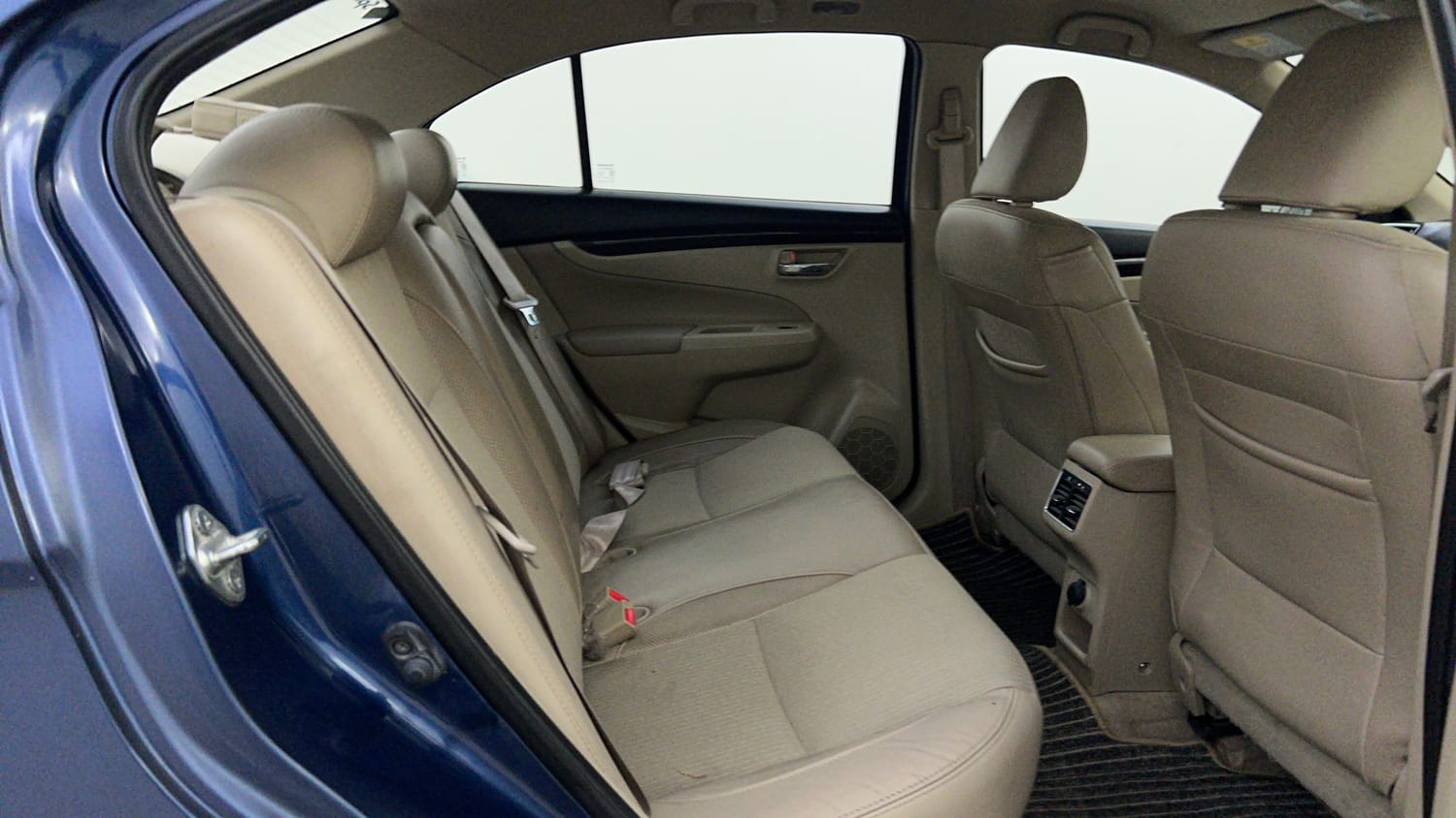 Used 2018 Maruti Suzuki Ciaz Zeta 1.4 MT Petrol Manual interior RIGHT SIDE REAR DOOR CABIN VIEW