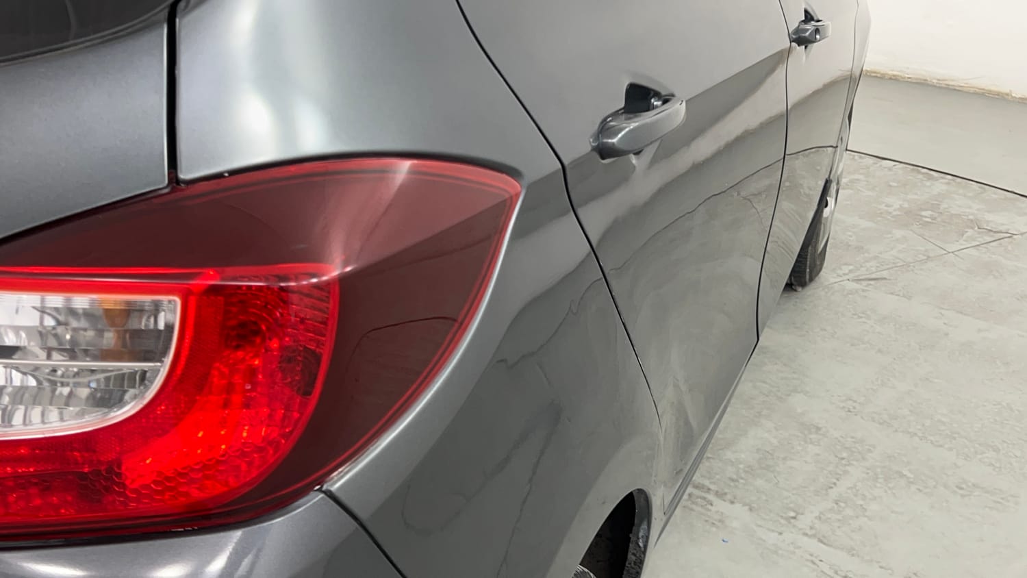Used 2022 Tata Tiago XT CNG Cng Manual dents MINOR SCRATCH